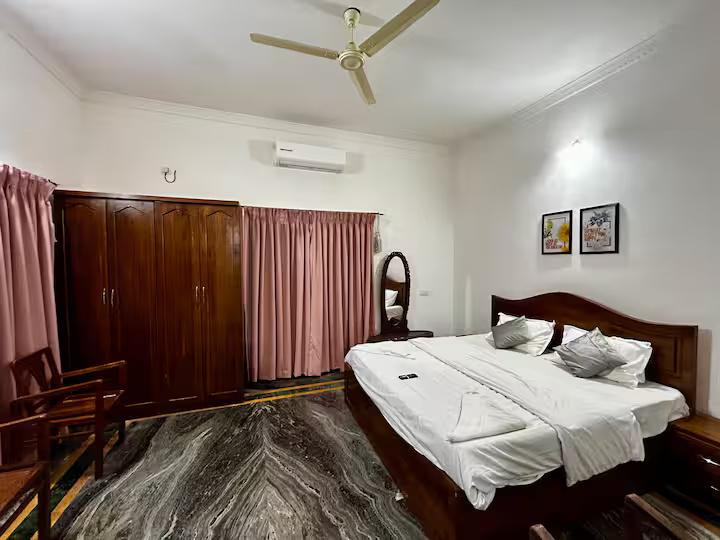 4BHK White Villa with Private Pool x Solis Nature 4BHK White Villa with Private Pool x Solis Nature