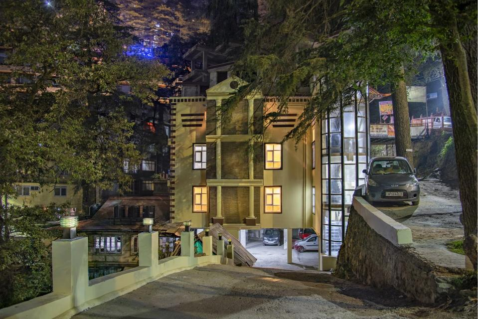Crossroads Shimla (near Mall Road) x Solis Nature