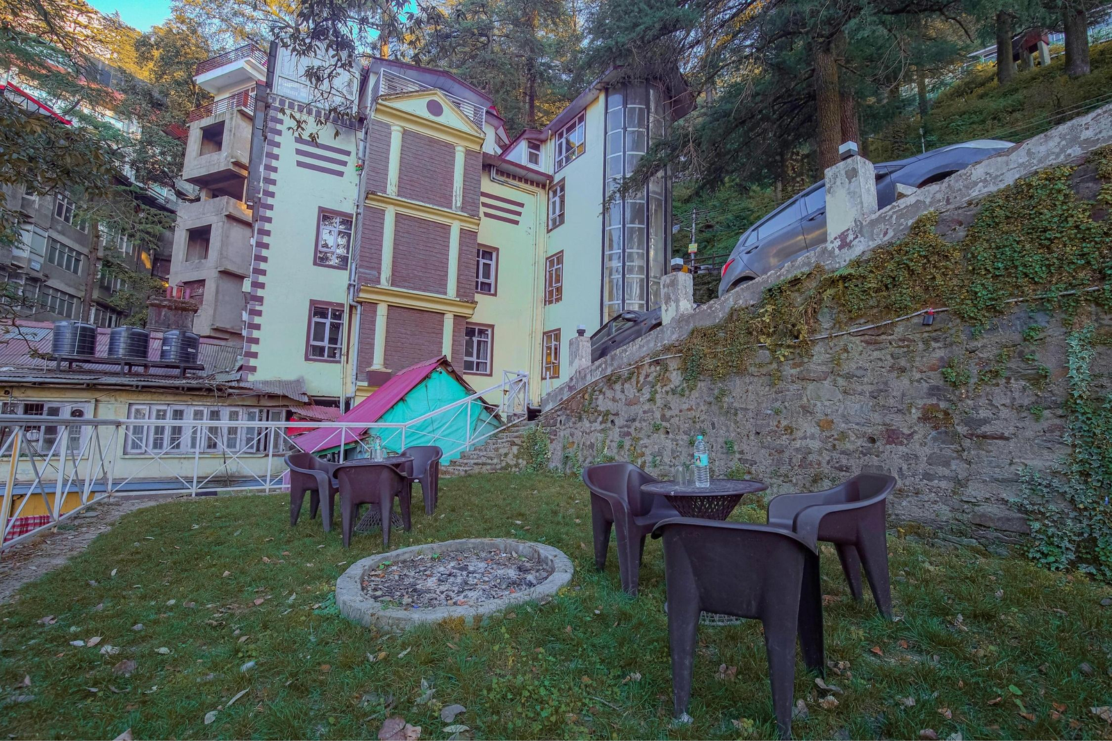Crossroads Shimla (near Mall Road) x Solis Nature