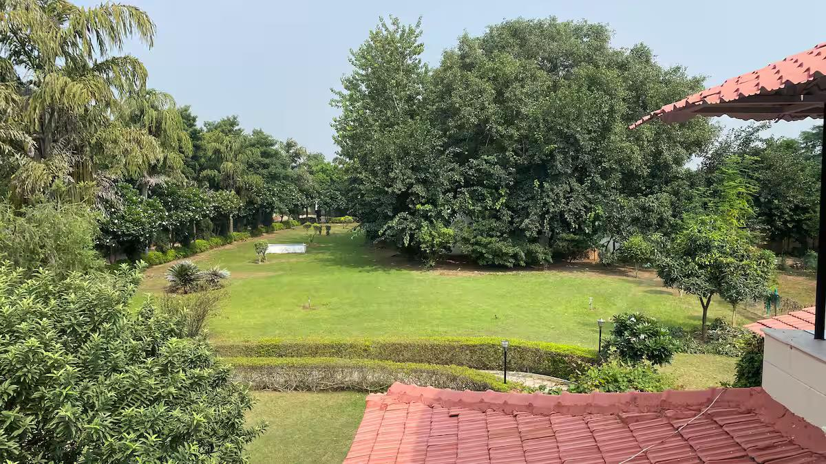 3BHK Villa with Pool x Solis Nature