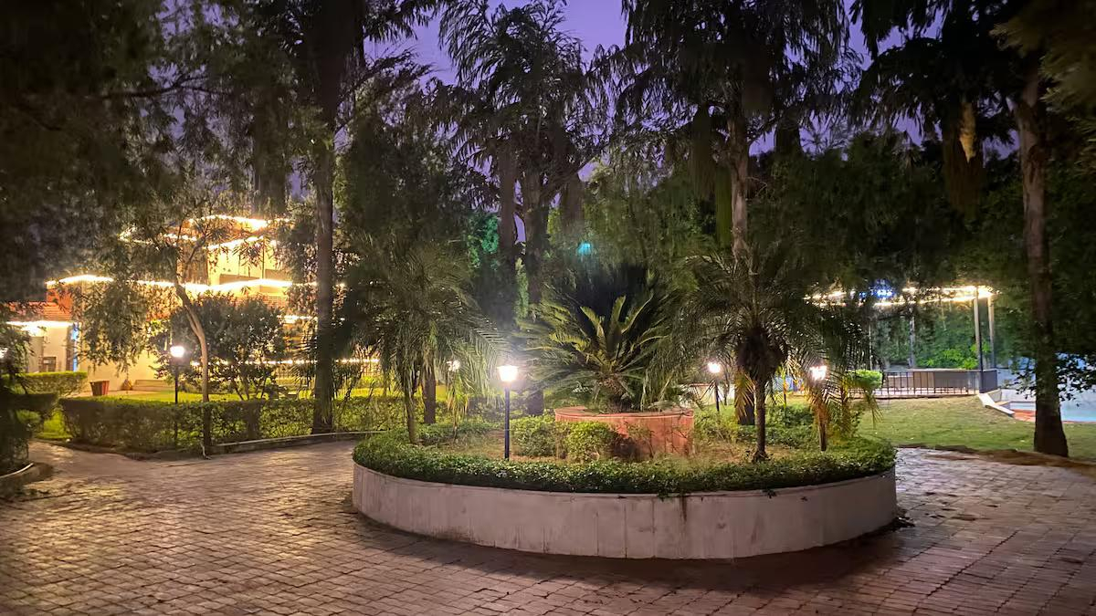3BHK Villa with Pool x Solis Nature