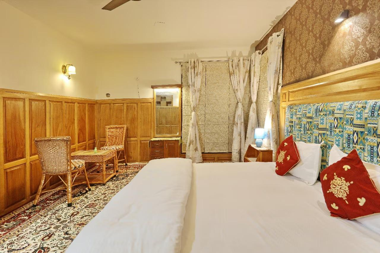 The Firs villa x Solis Nature