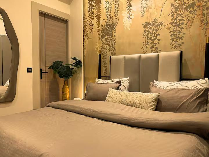 Raahat By Mulberry Homestays | 30th Floor x Solis Nature