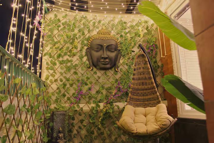 Mannat  | Pure Luxury Stay with Jaccuzi | x Solis Nature