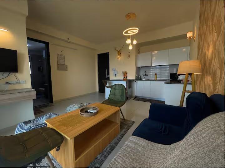 Abyss By Mulberry Homestays  Luxe Stays In Noida x Solis Nature