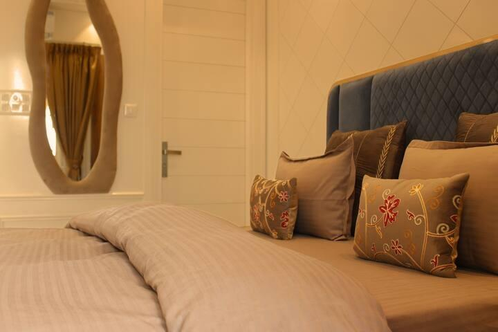 La Belle By Mulberry Homestays | Pure Luxury | x Solis Nature