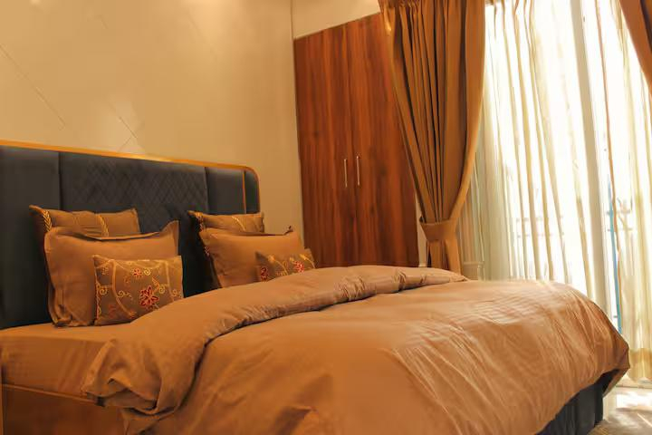 La Belle By Mulberry Homestays | Pure Luxury | x Solis Nature
