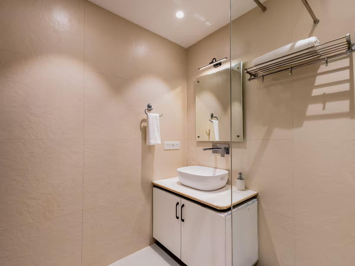 Shukrana 4BHK Luxury Retreat | Mall Road x Solis Nature