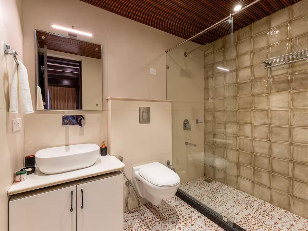 Shukrana 4BHK Luxury Retreat | Mall Road x Solis Nature
