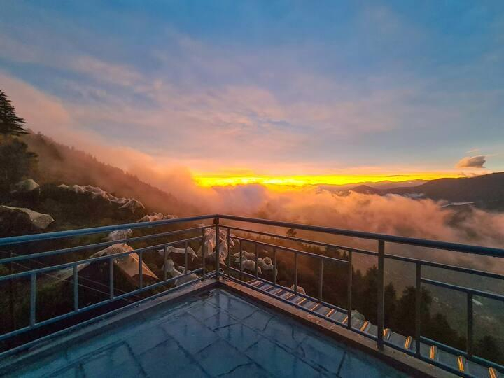 Saroga Woods Luxury Home Stay | 2BR in the hills x Solis Nature