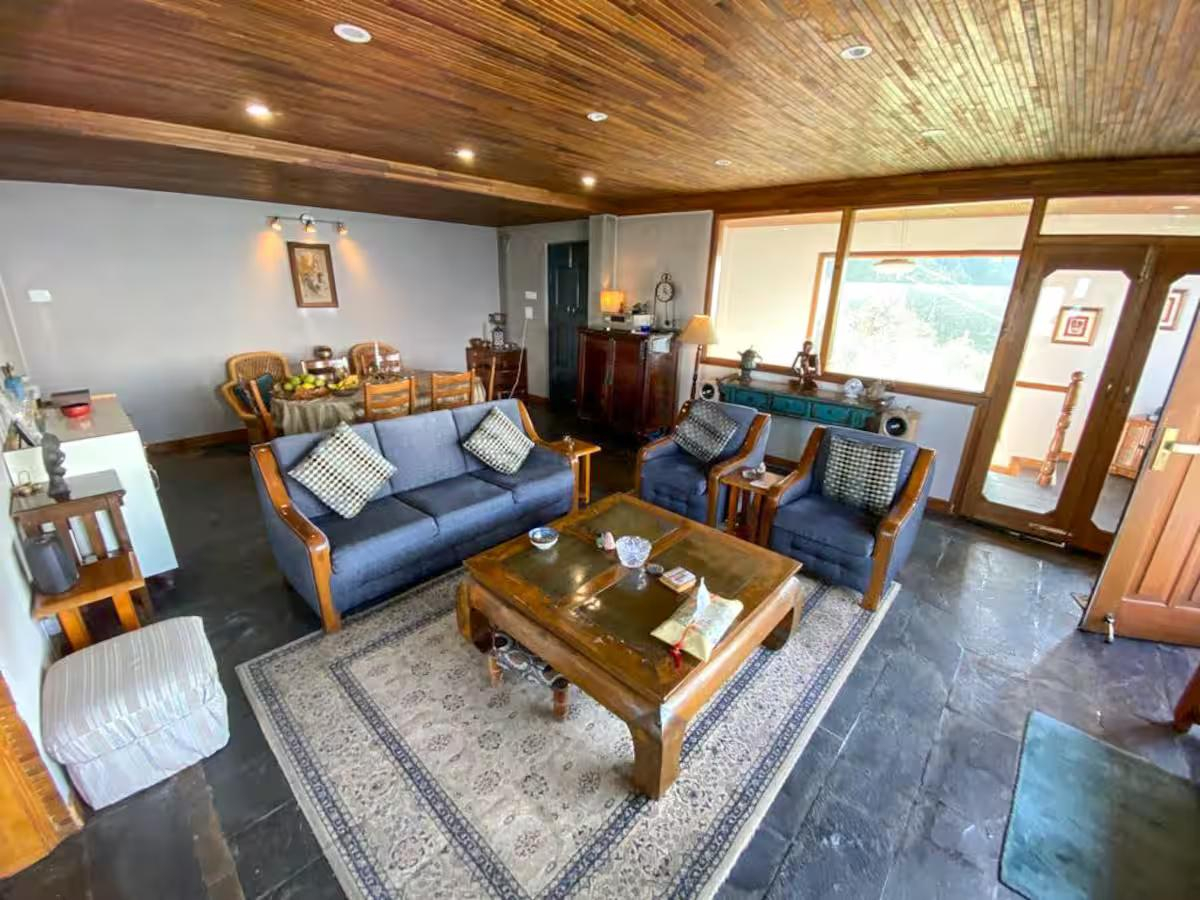 Saroga Woods Luxury Home Stay | 2BR in the hills x Solis Nature