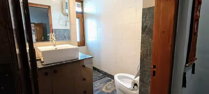 Saroga Woods Luxury Home Stay | 2BR in the hills x Solis Nature