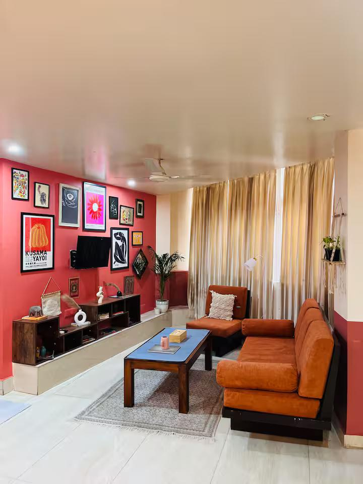Stylish 800SQFT Luxury Apart with Theme Room in HKV x Solis Nature