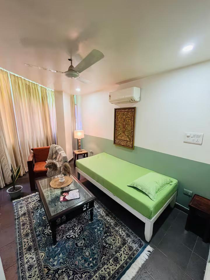 Stylish 800SQFT Luxury Apart with Theme Room in HKV x Solis Nature Stylish 800SQFT Luxury Apart with Theme Room in HKV x Solis Nature