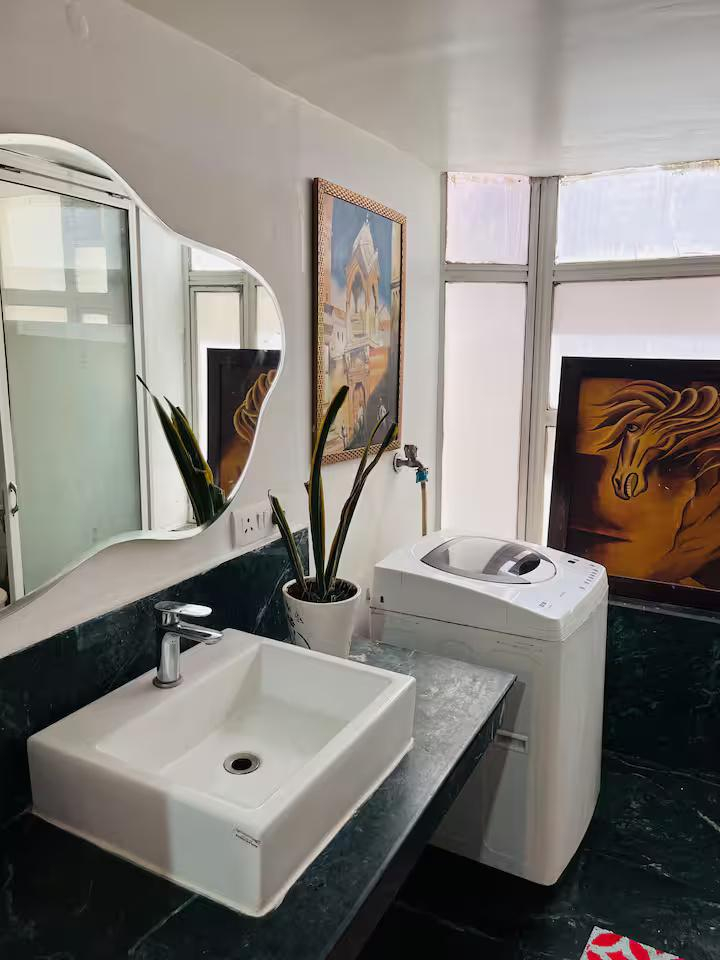 Stylish 800SQFT Luxury Apart with Theme Room in HKV x Solis Nature Stylish 800SQFT Luxury Apart with Theme Room in HKV x Solis Nature