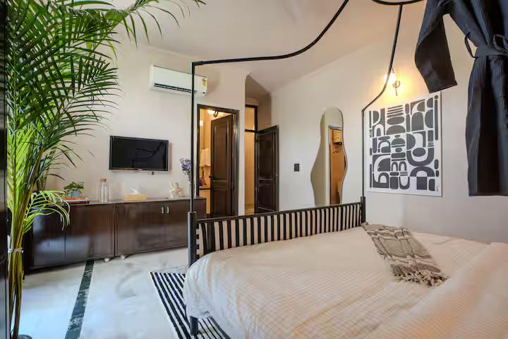 Ultra Luxury 3Bedroom Apartment with Private Cinema In x Solis Nature Ultra Luxury 3Bedroom Apartment with Private Cinema In x Solis Nature