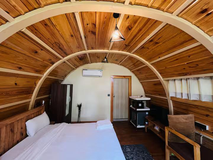 Airva inn (Unique pod house) x Solis Nature