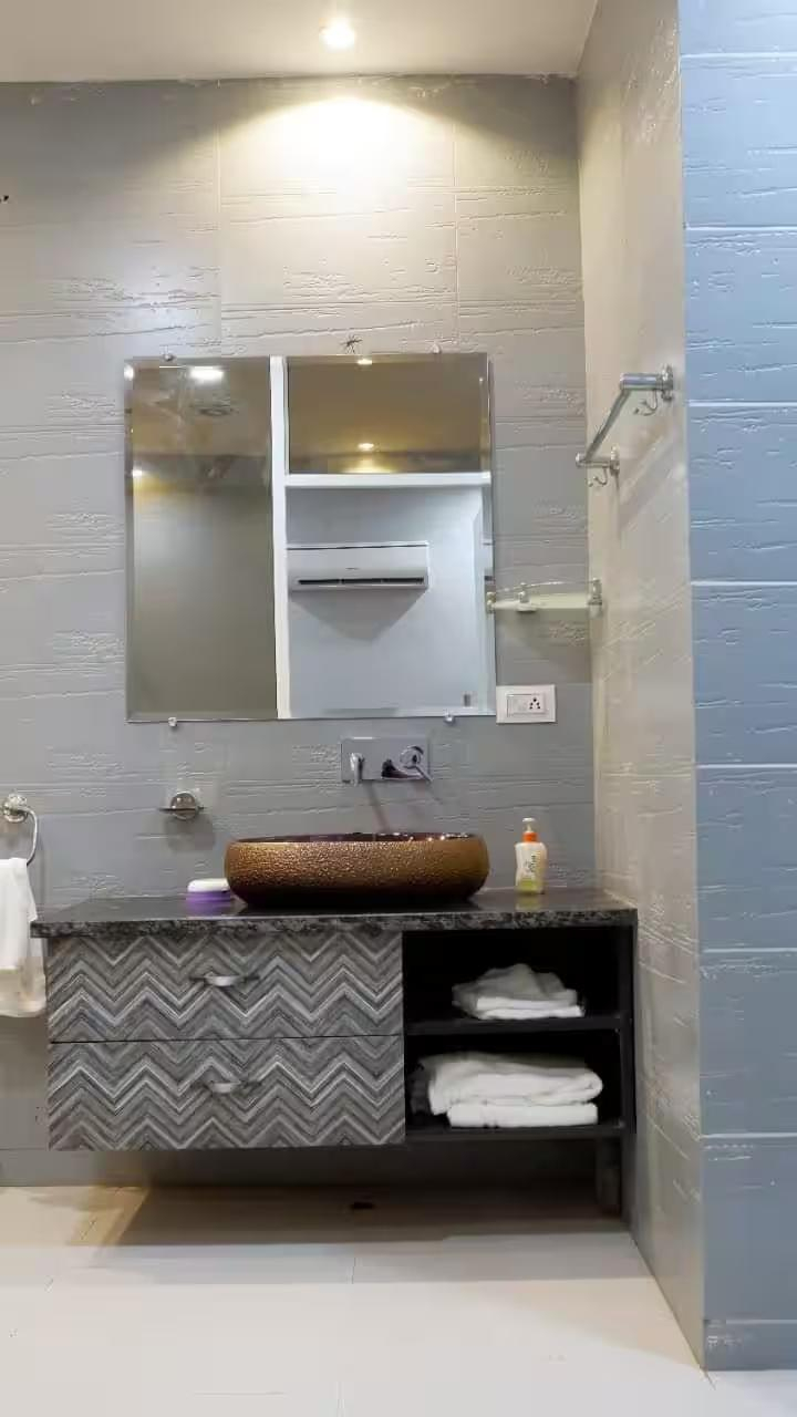 GREYSToNE ViLLA,Swiming Pool,3BHK Private, Snooker x Solis Nature