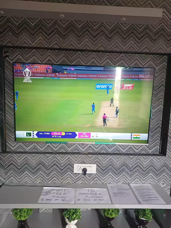 GREYSToNE ViLLA,Swiming Pool,3BHK Private, Snooker x Solis Nature