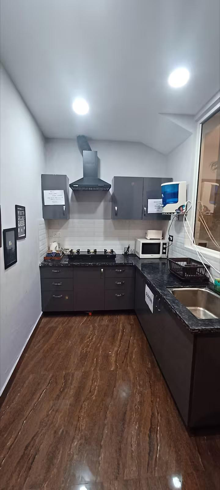 GREYSToNE ViLLA,Swiming Pool,3BHK Private, Snooker x Solis Nature