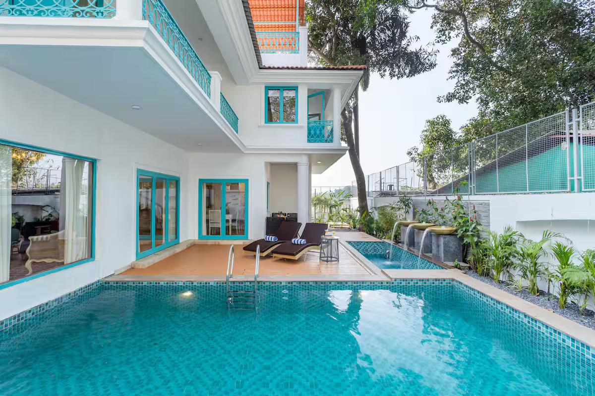 Ivory 5 BHK Private Pool Villa near Calangute x Solis Nature