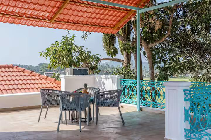 Ivory 5 BHK Private Pool Villa near Calangute x Solis Nature