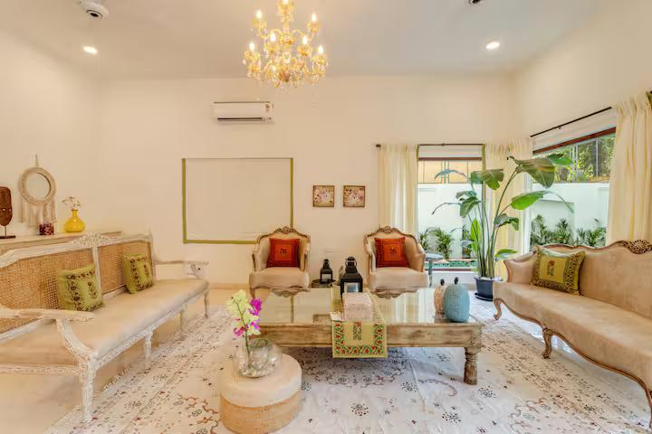 Ivory 5 BHK Private Pool Villa near Calangute x Solis Nature