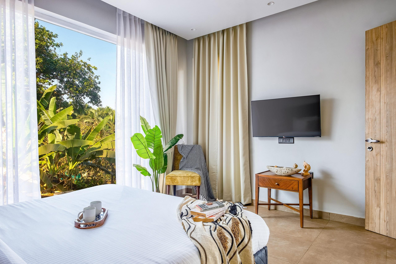 Breeze - 3 BHK Private Pool Villa - Anjuna x Solis Nature