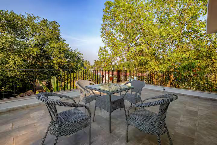 Breeze - 3 BHK Private Pool Villa - Anjuna x Solis Nature