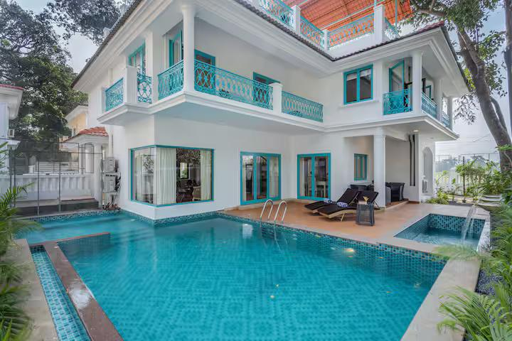 Amber 4 BR Private Pool Villa near Calangute x Solis Nature