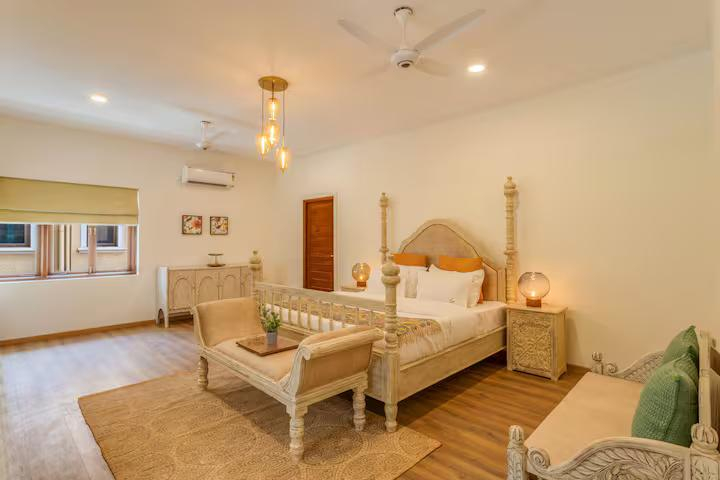 Amber 4 BR Private Pool Villa near Calangute x Solis Nature
