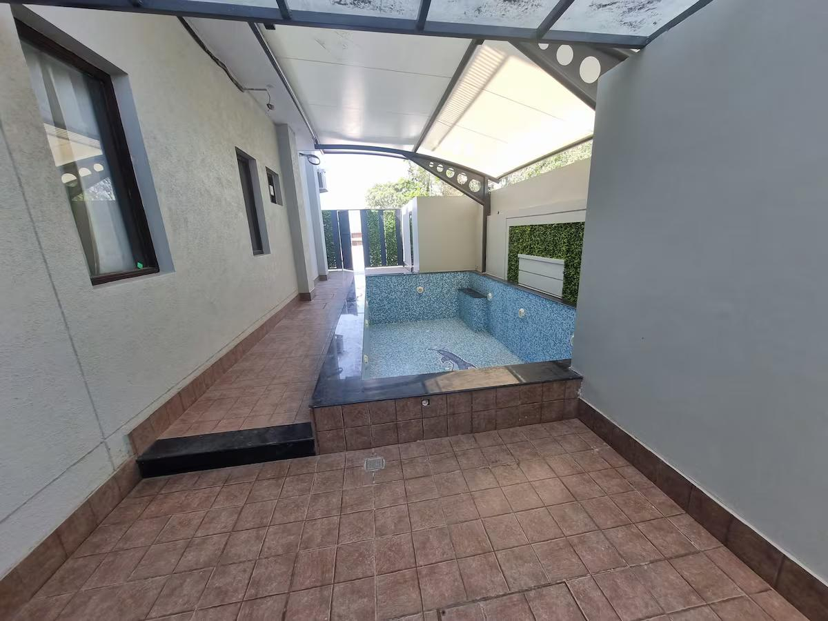 Green Galaxy Villa 10 bed Rooms villa and Pool x Solis Nature