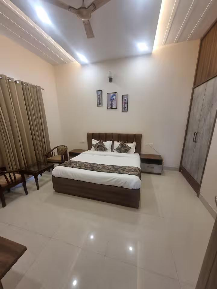 Green Galaxy Villa 10 bed Rooms villa and Pool x Solis Nature