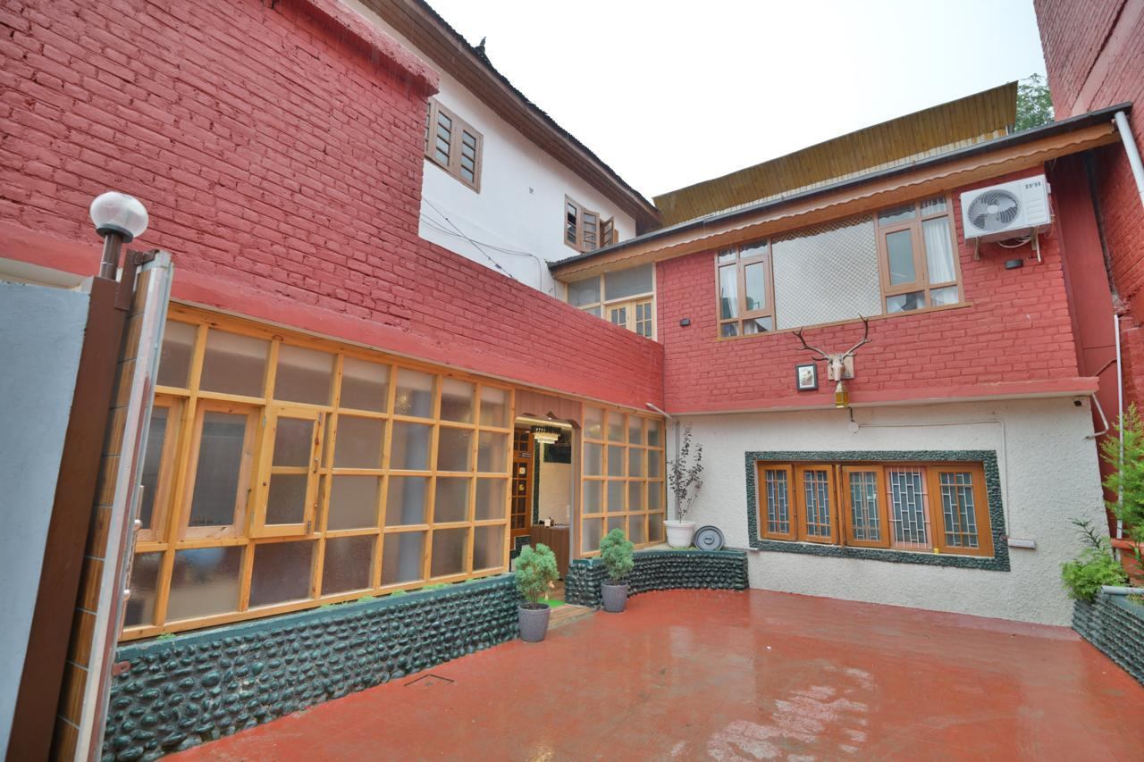 Aubiz Villa's Residential Suite x Solis Nature