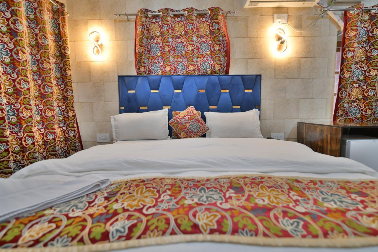 Aubiz Villa's Residential Suite x Solis Nature