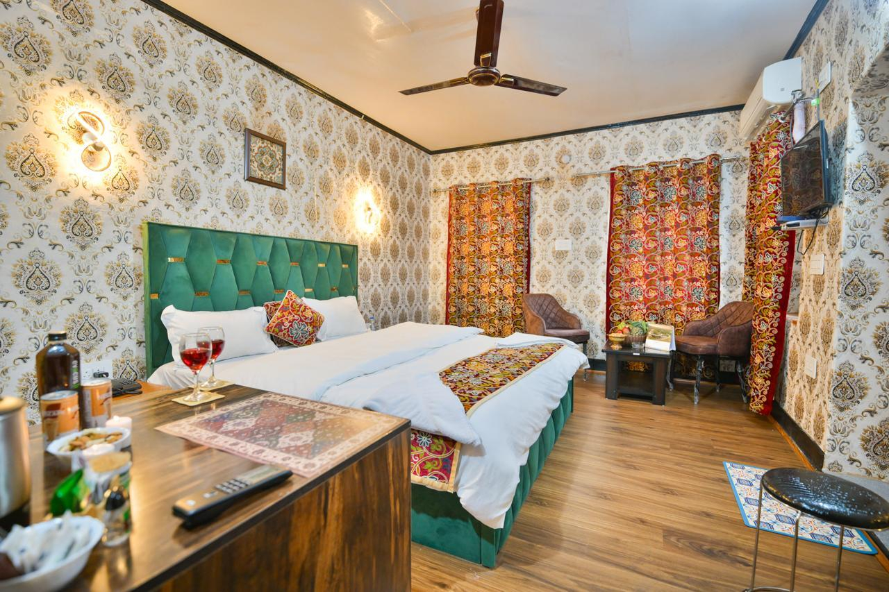 Aubiz Villa's Residential Suite x Solis Nature