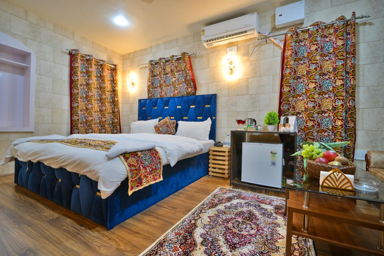 Aubiz Villa's Residential Suite x Solis Nature