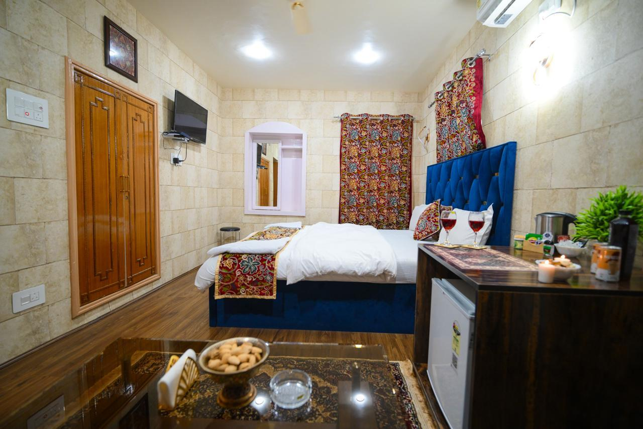 Aubiz Villa's Residential Suite x Solis Nature