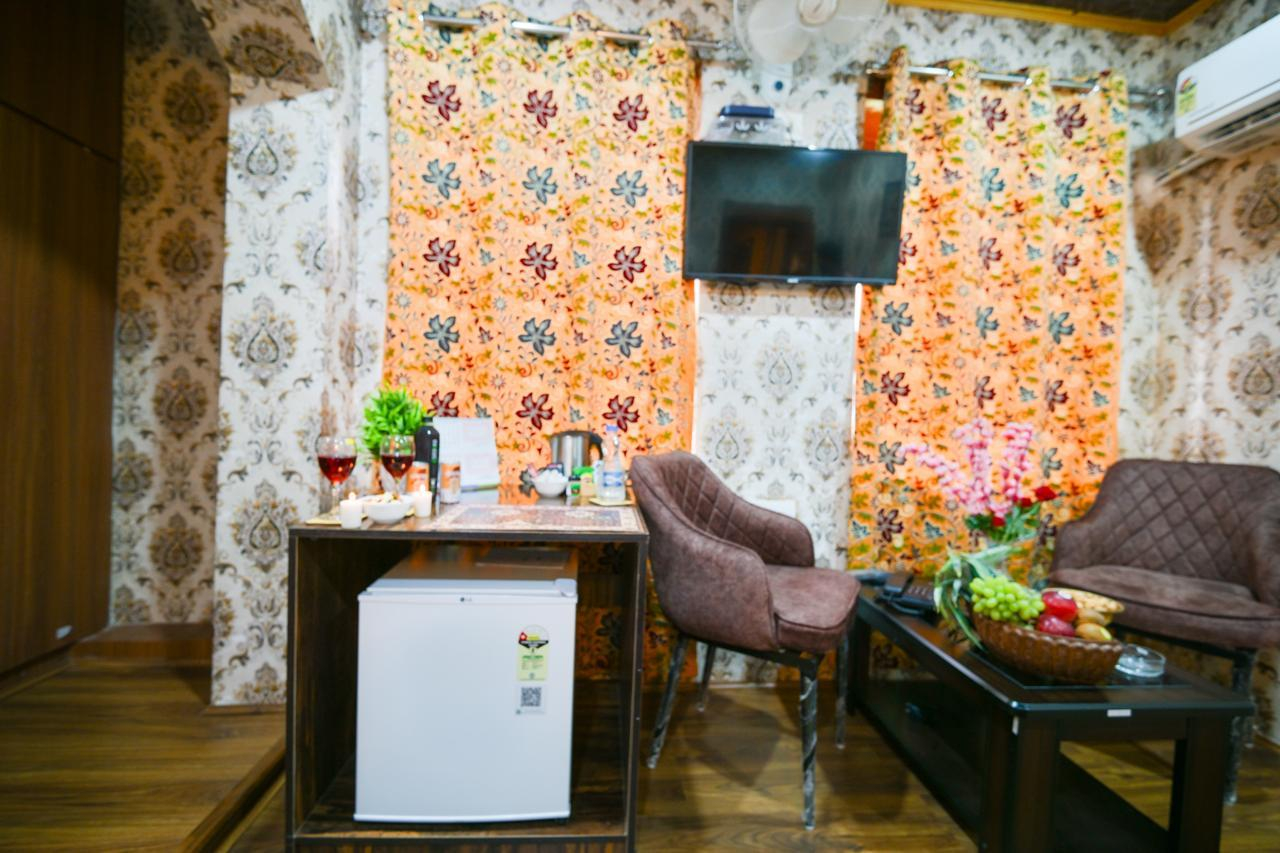 Aubiz Villa's Residential Suite x Solis Nature