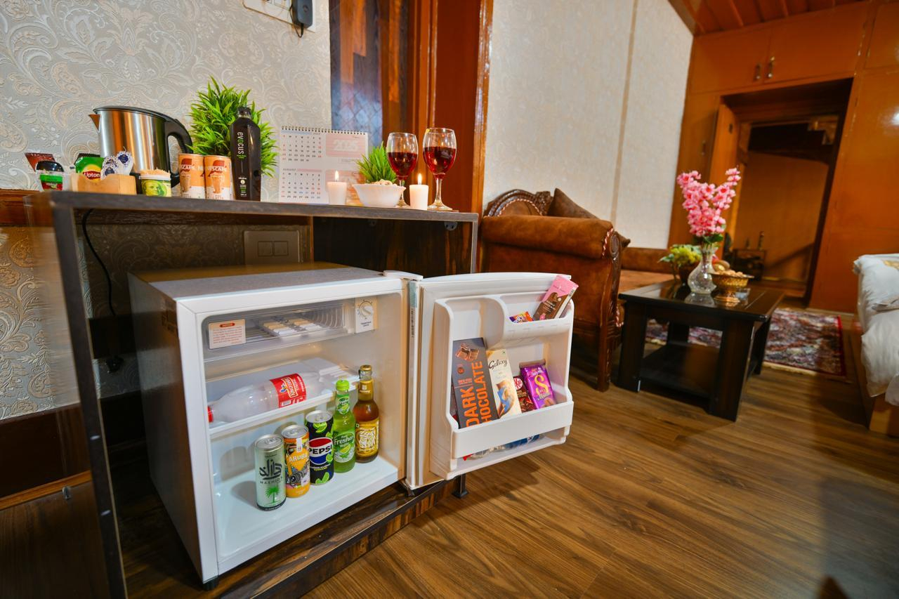 Aubiz Villa's Residential Suite x Solis Nature