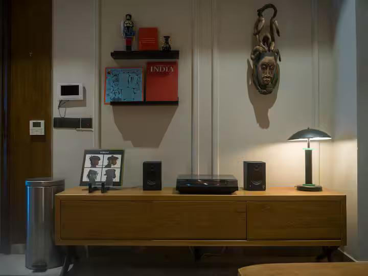 Stylish & Modern Luxury 4BR Apartment | Arjun Marg x Solis Nature