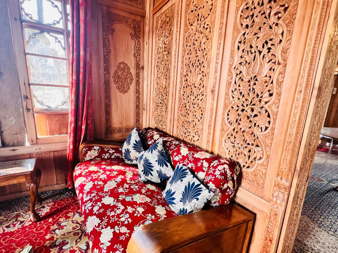 Canada Houseboats x Solis Nature