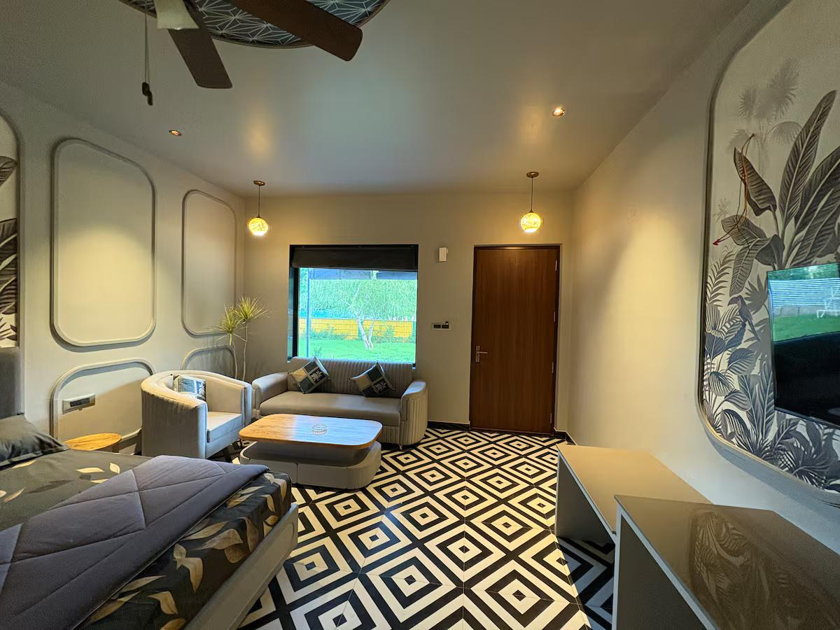 Grey House by*The Maharaja's Heaven x Solis Nature