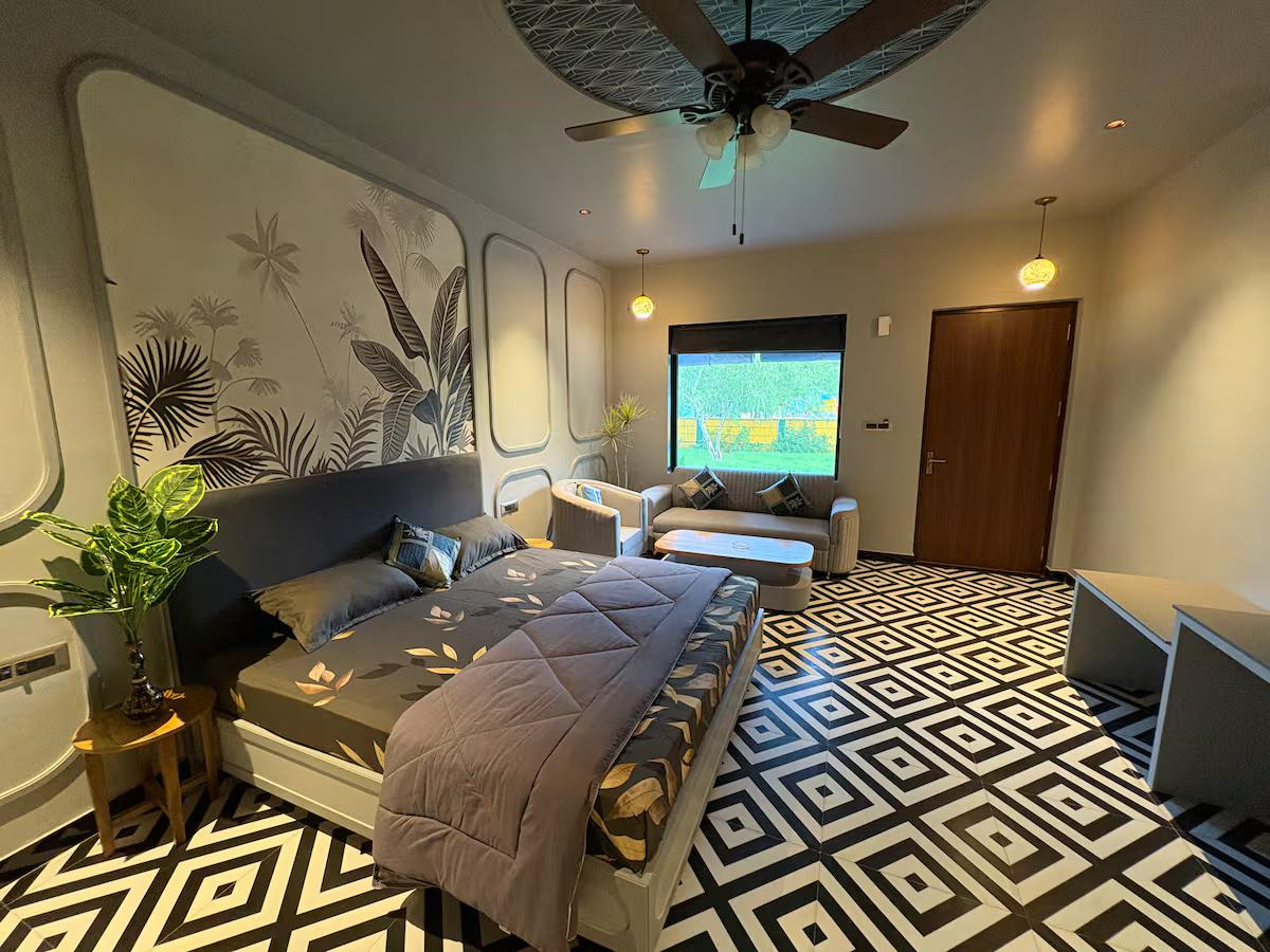 Grey House by*The Maharaja's Heaven x Solis Nature