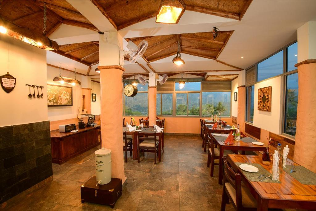 Mistletoe Homestay & Art Gallery Cafe x Solis Nature