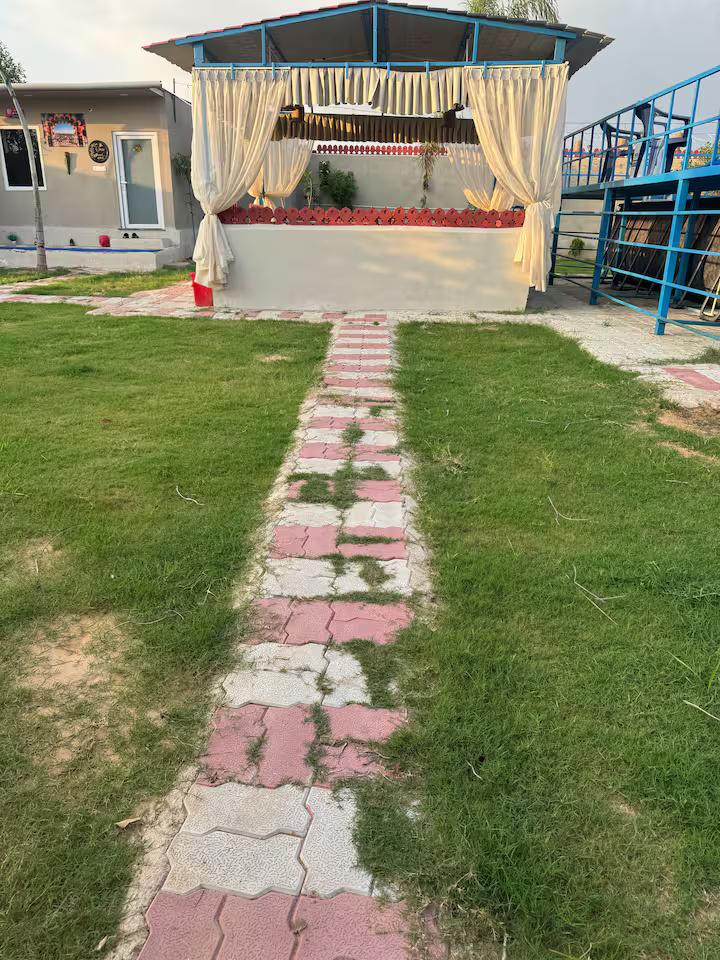 Farm with pool jacuzzi and bbQ grill x Solis Nature