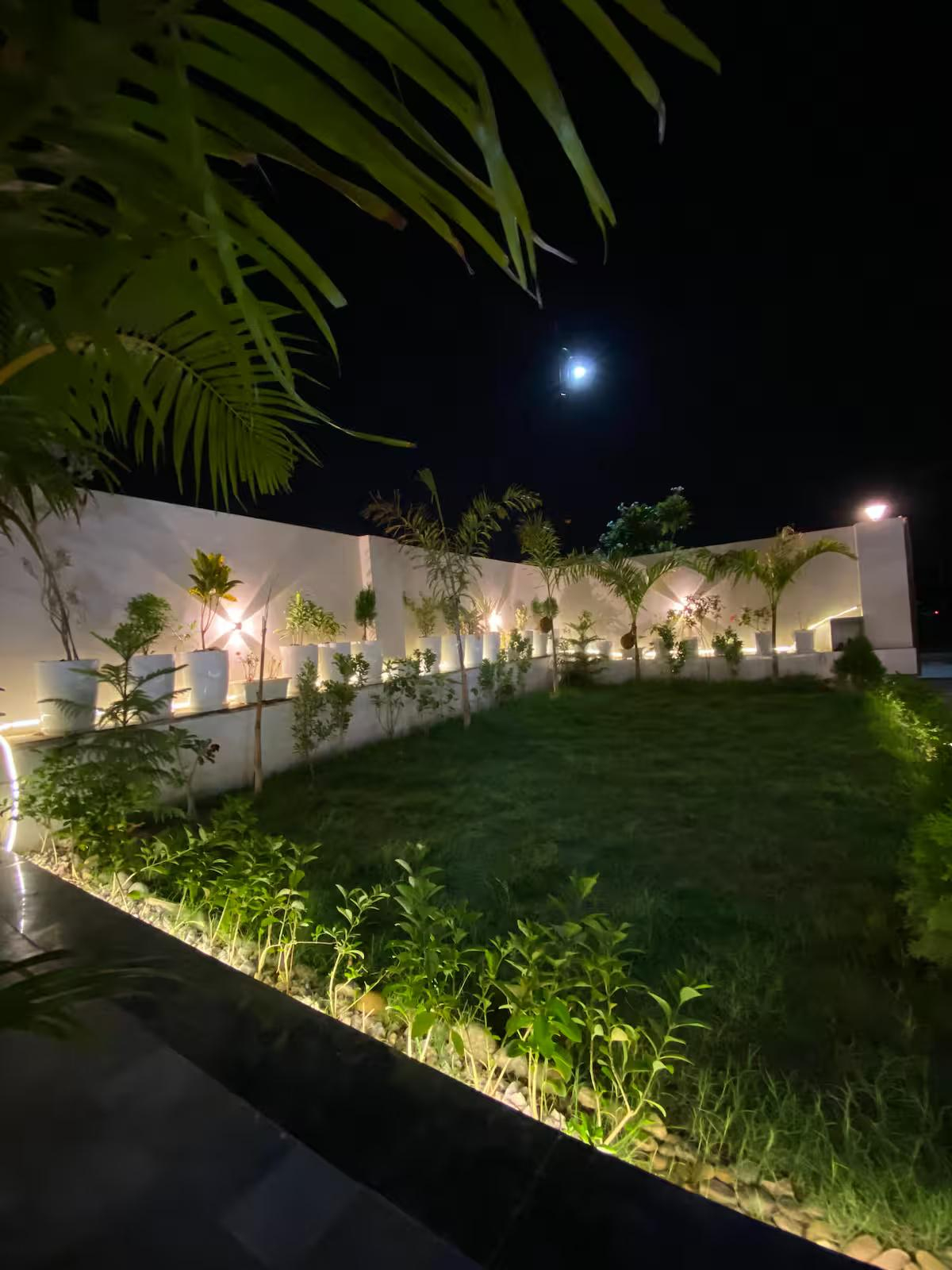 Peaceful Private Garden Villa : The Saanjh Escape x Solis Nature