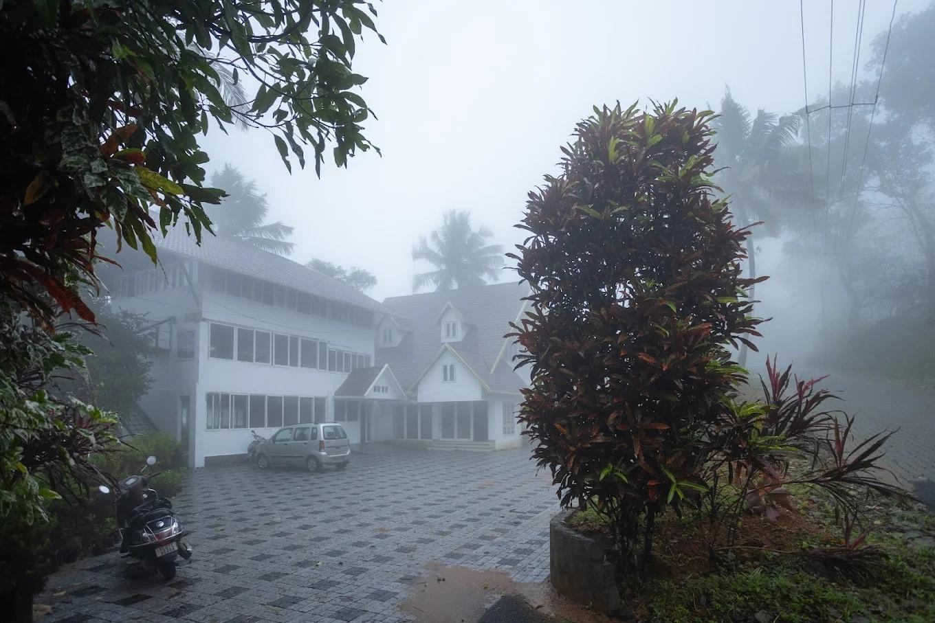 Oxygen Rainforest Resort x Solis Nature