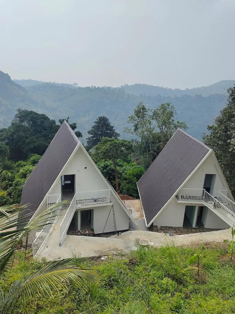 Oxygen Rainforest Resort x Solis Nature