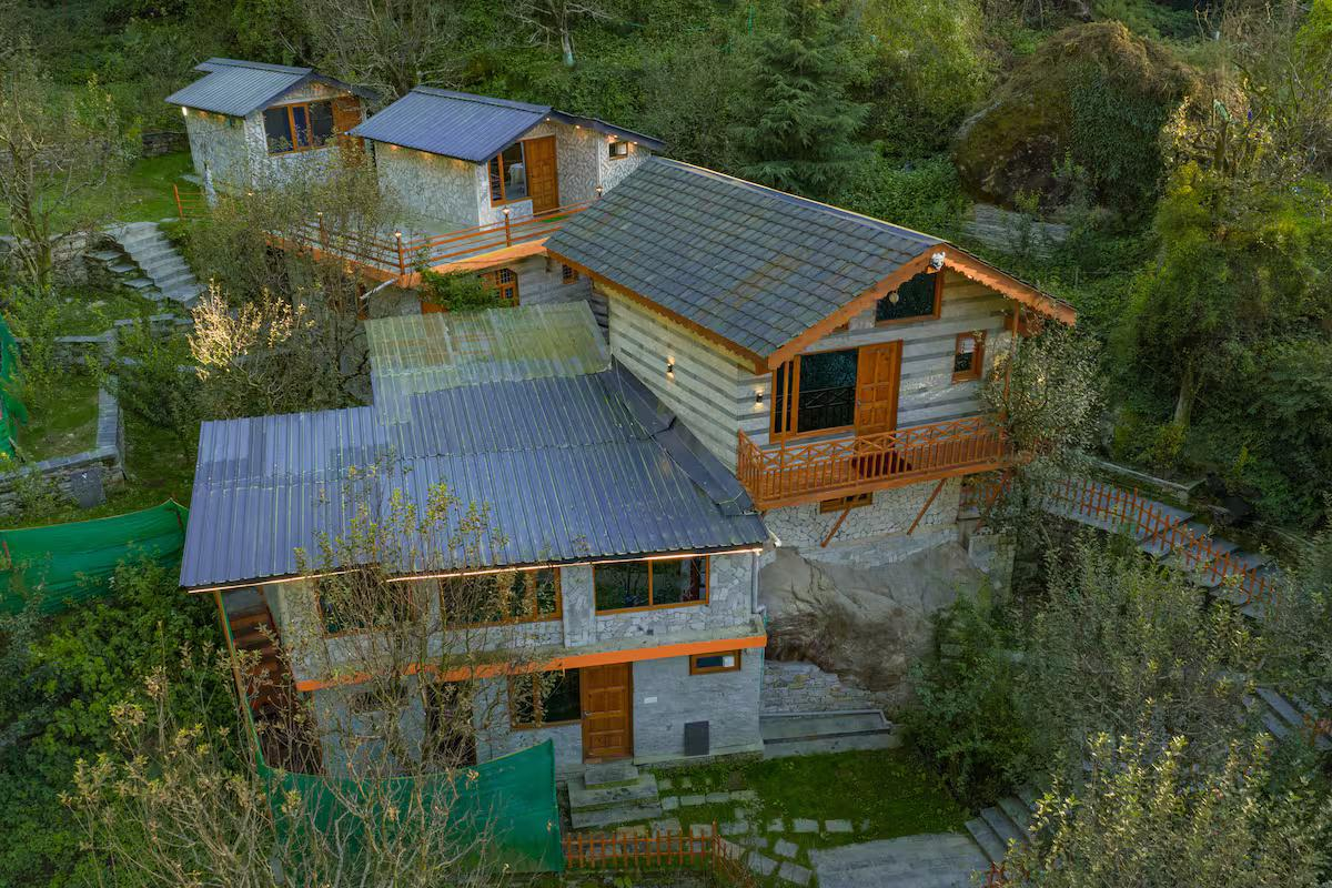 Scenic 3BR cottage, Manali Near waterfall x Solis Nature